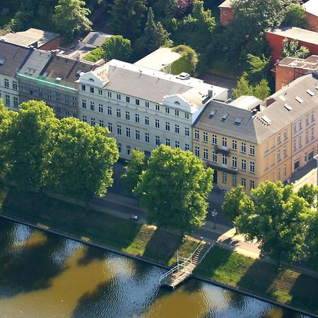 Hotel Niederlaendischer Hof Шверин Екстериор снимка
