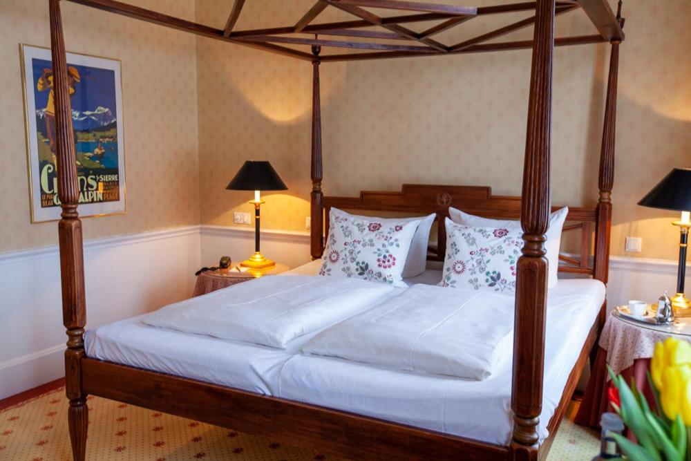 Hotel Niederlaendischer Hof Шверин Екстериор снимка