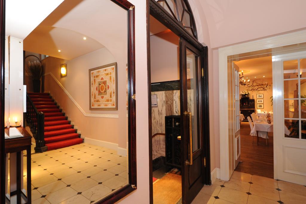 Hotel Niederlaendischer Hof Шверин Екстериор снимка