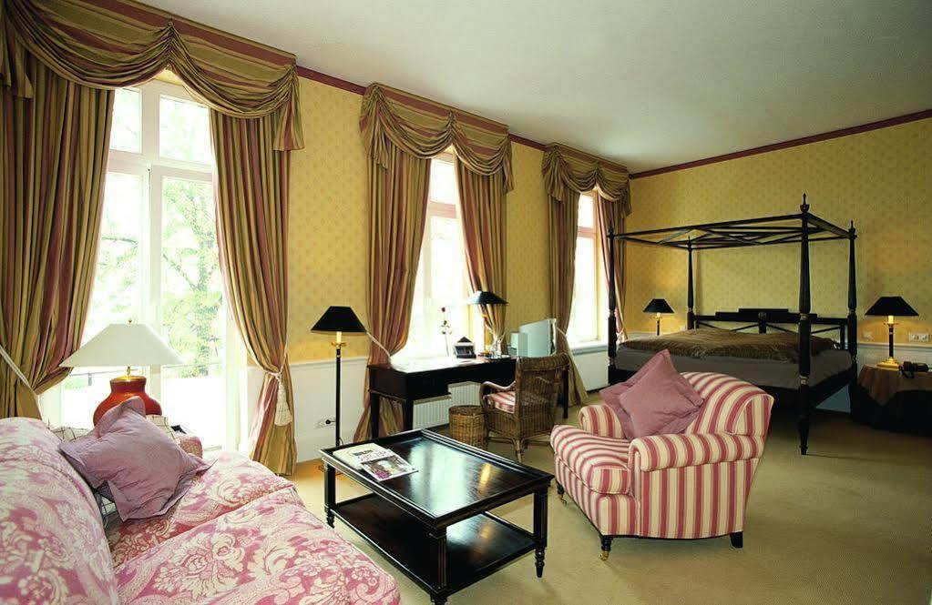 Hotel Niederlaendischer Hof Шверин Екстериор снимка